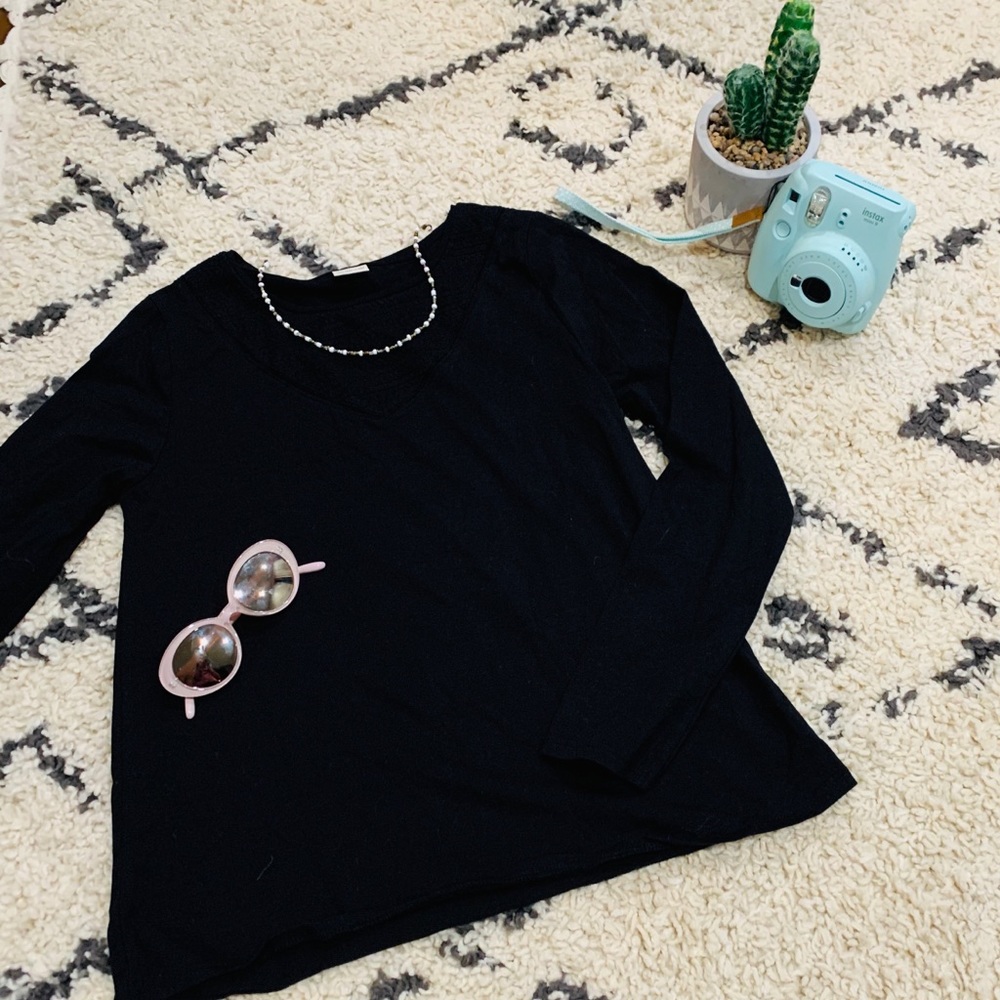 Zara Long-sleeved black shirt